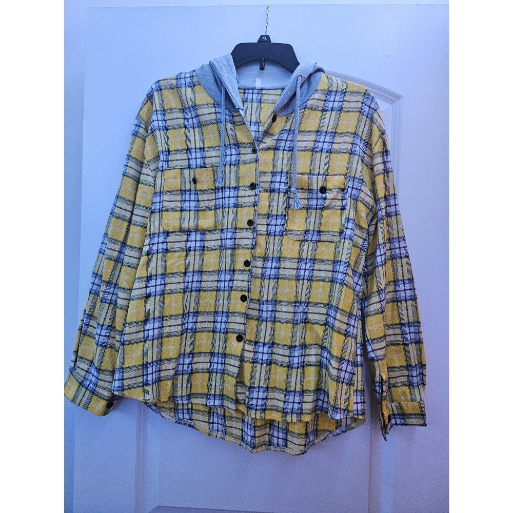 Shein Lightweight hooded Button down shirt